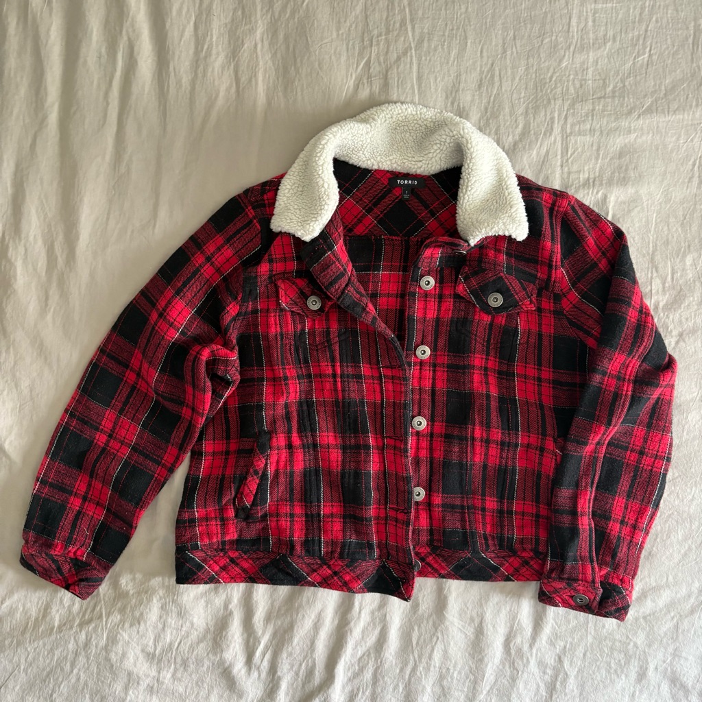 Torrid Women's Red Black Plaid Buffalo Trucker Jacket W/ Sherpa Collar Size 1x